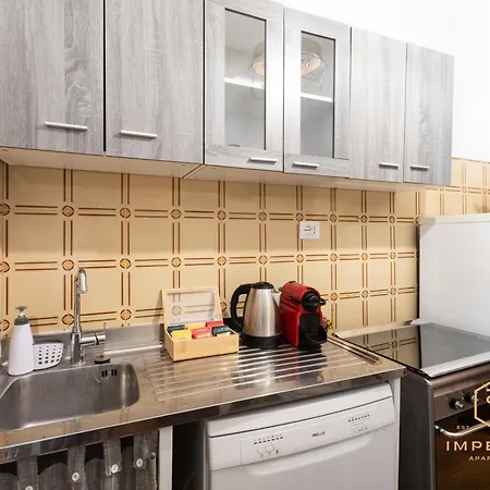 Imperium Merulana House - 2 Steps From Colosseum, 3 Bedrooms, A-c Apartament